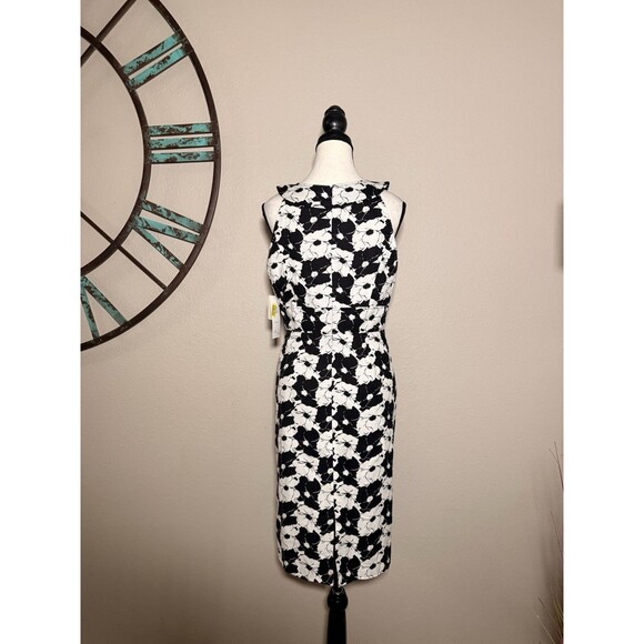 Adrianna Papell Dress 12 Black & White Floral Sleeveless Lined Sheath NWT - Picture 2 of 5